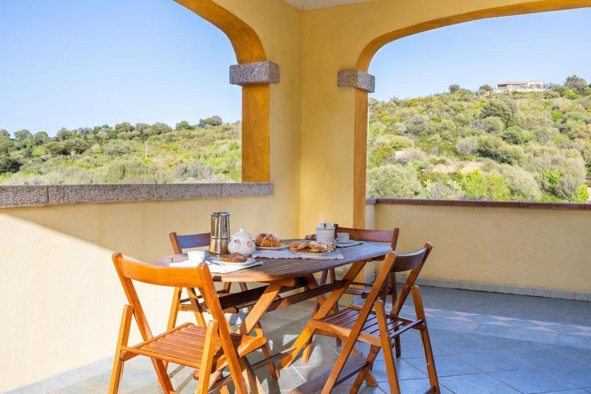 Angel Village San Teodoro  Extérieur photo