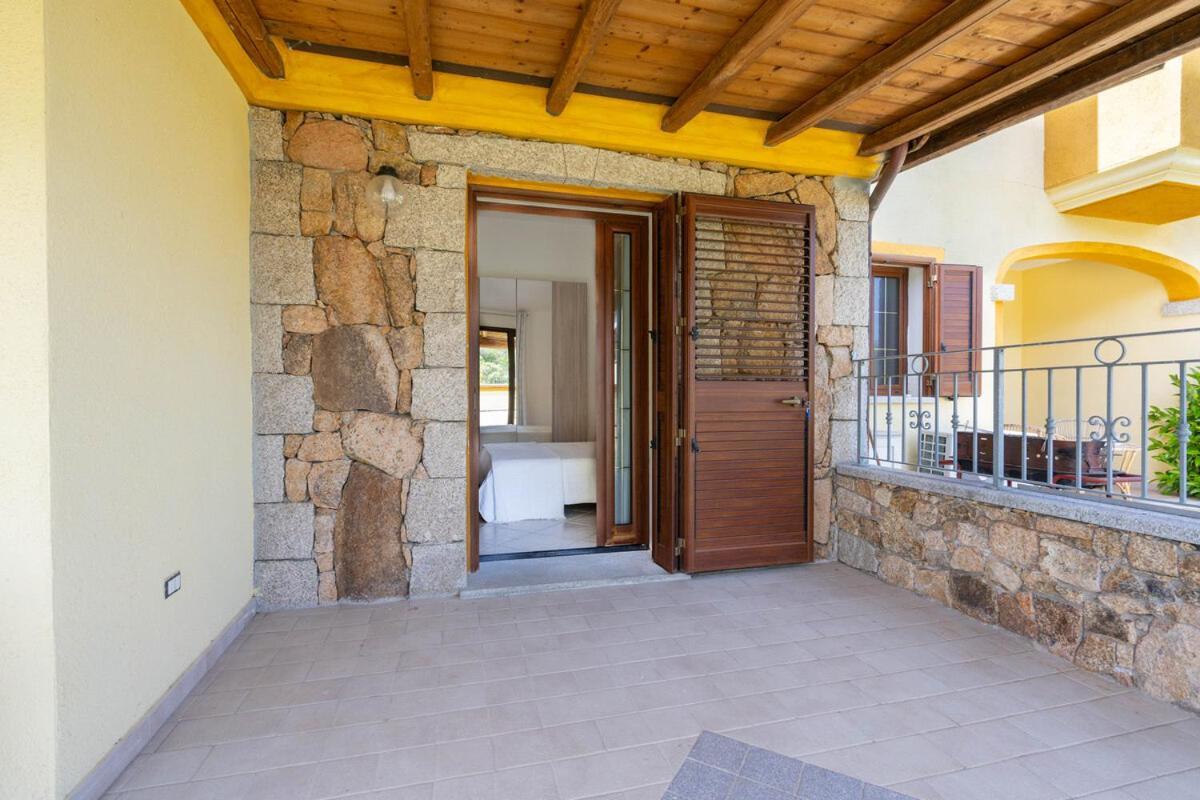 Angel Village San Teodoro  Extérieur photo